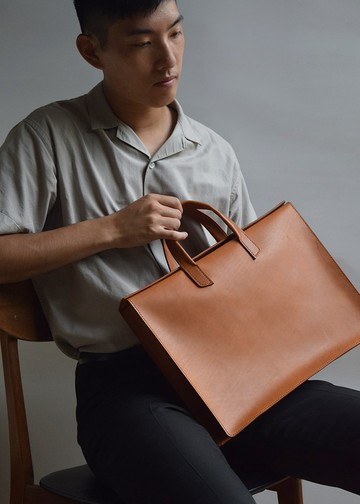 【筆電手提包 Laptop bag】植鞣皮革/ 16寸筆電 /都會公事包/現貨