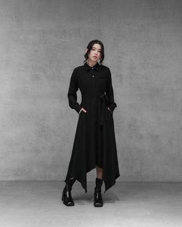 MUKK DESIGN 下襬不規則墊肩西裝洋裝