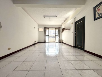 清豐公園旁、楠梓仁翔社區 溫馨3+1房 ｜高雄市楠梓區常德路