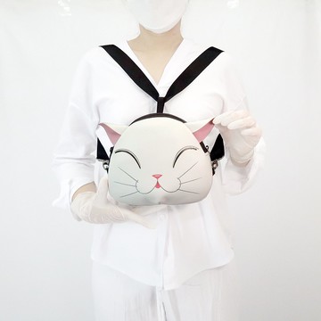 迷你背包，微笑白貓，貓斜挎包動物愛好者的手繪包。