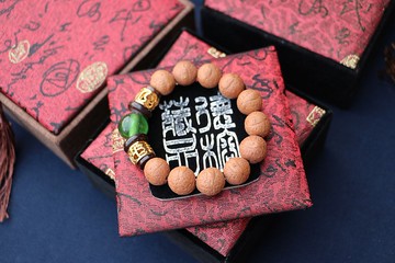 尼泊爾正統鳳眼菩提14mm圓珠手珠型 綠琉璃 菩提子手鍊客製化手環