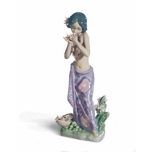 リヤドロ Lladro Aroma of The Islands Woman Figurine 01001480