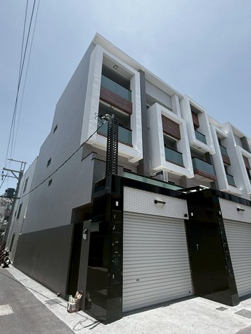 歸仁天下歸仁2邊間角間3面採光！全新5房傳統車墅！｜台南市歸仁區七甲一街