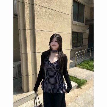 【吉野姐姐】M-4XL 大碼女裝 胖mm韓係複古穿法一整套 黑色長袖開衫+條紋吊帶上衣兩件套 純慾 兩件式上衣 大碼上衣