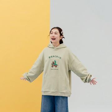 QUEENSHOP_F 聯名 長袖 JOGUMAN 騎腳踏車連帽上衣 兩色售 現+預 【01099447】