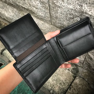 Sienna真皮可以裝行照駕照的短皮夾