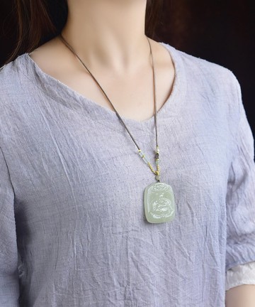 和田玉佛吊墜 水頭超好 簡單大方 重37.6克