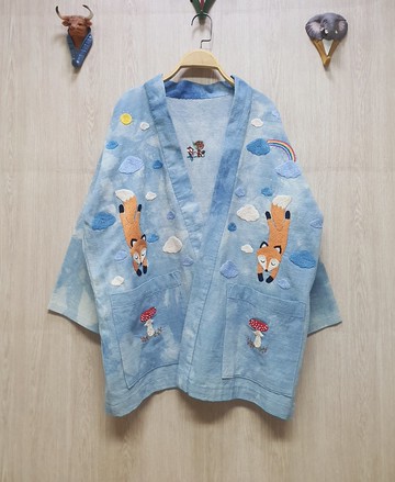 手工刺繡開衫、狐狸、松樹、雲