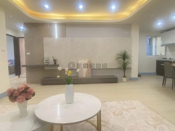 【光華夜市】好浪漫新整大三房公寓三樓｜高雄市苓雅區廣東一街