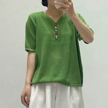彩扣 V 領短袖針織衫660705