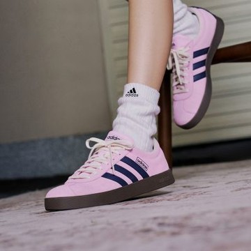 【adidas 愛迪達】 VL COURT 2.0 運動休閒鞋 德訓鞋 滑板 復古 男鞋/女鞋 JR8309