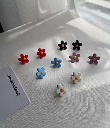 小花 雛菊 小花耳環 雛菊耳環 軟陶耳環 海外獨家設計 手作耳環