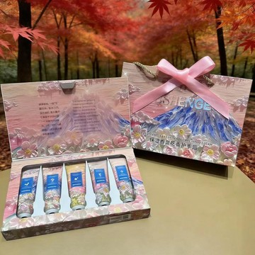 ✨山野運動館高級護手霜禮盒套裝伴手禮換季補水旅行必備香氛