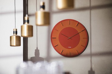 【綻放】現代感圓盤時鐘 | 紅,黑 (掛鐘,居家)