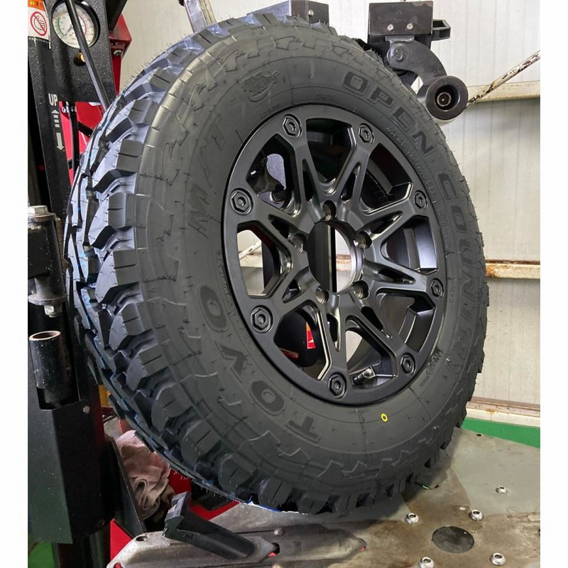 TOYO TIRES TOYOオープンカントリーM/T-R☆195R16Cゴツゴツタイヤ☆ジムニー☆JA11 JA12 JB23 JB64