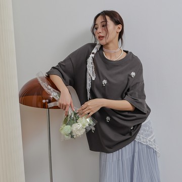 刺繡蝴蝶結珍珠大T-深灰【KT224361】