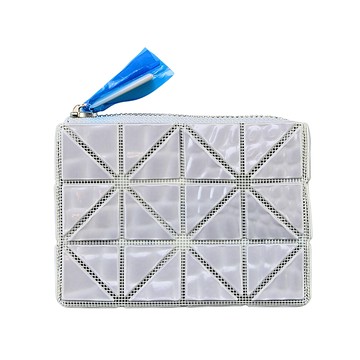 ISSEY MIYAKE 三宅一生 BAOBAO 新色壓紋膜三角格4X3拉鍊收納零錢包 (GRAY)