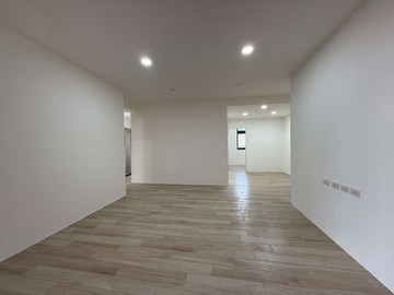 迴龍捷運方正美妝大3房｜新北市新莊區中正路