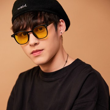 中框時尚流行墨鏡 │ Monday - 淺黃色