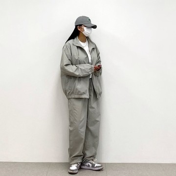 正韓四季尼龍中性縮口套裝 拉鍊夾克 縮口長褲 2色 YUPPIE 現貨優惠商品