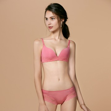 【曼黛瑪璉】保氧無鋼圈  低腰寬邊三角無痕內褲(迷迭粉)