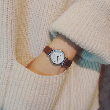 免運⌚高顔值小錶盤學生黨考試手錶女生ins風韓版簡約森係複古小巧百搭防水輕奢小衆設計感 石英錶 簡約手錶 百搭 韓版錶