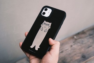 黑魂版 厭世貓鏡面四角防摔電話殼