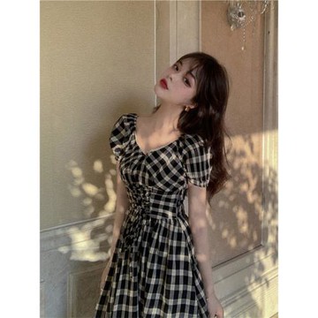 爆款2024夏新款復古桔梗法式v領群子超仙森系高腰格子連衣群