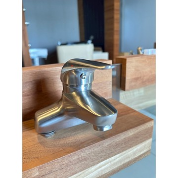 304不銹鋼雙孔冷熱面盆水龍頭 冷熱洗臉盆水龍頭 單把雙孔台盆三孔盆龍頭 浴室無鉛龍頭 家用衛生