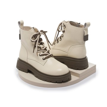 【新品】軟實力 復古雙色綁帶低筒厚底軍靴 奶油 (7D3084)