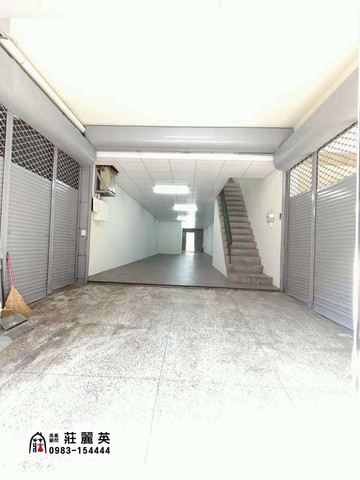 莊家東區 LalaPort 大坪數黃金透店｜台中市東區建智街