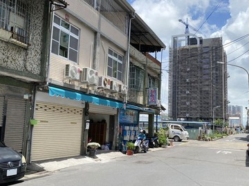 臨桂林國小商圈邊間雙店住｜高雄市小港區德仁路