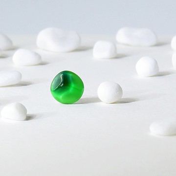 Island系列 玻璃耳環 耳夾 單隻 三角 透明 綠色