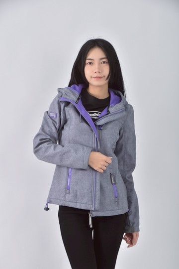 (S) superdry拼色紫色外套