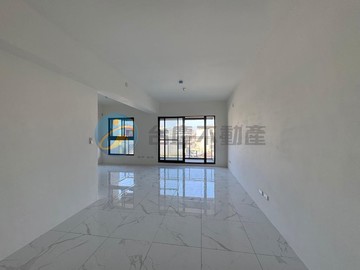 楠梓右昌★近新台十七-全新未住☆二衛開窗+車位｜高雄市楠梓區三山街