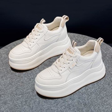 小白鞋女2025新款爆款百搭真皮厚底松糕小個子秀氣內增高板鞋春夏