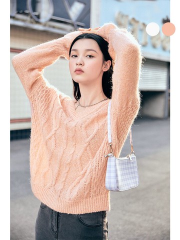 粉色馬海毛鏤空透視毛衣女薄2021秋季新款落肩V領喇叭袖針織衫女