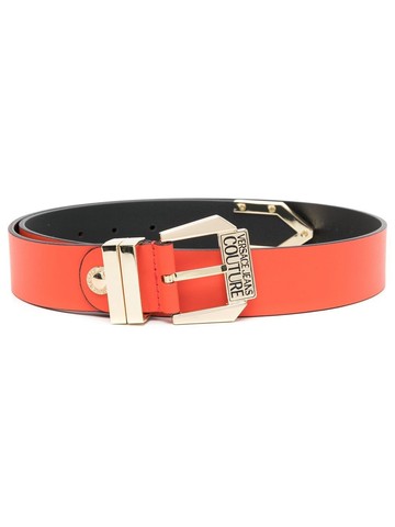 Versace Jeans Couture - engraved-logo leather belt - women - Bovine Leather (top grain) - 95 - Red