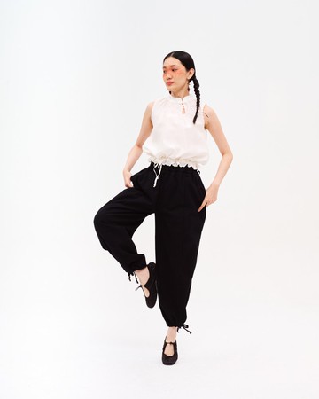 女裝：餃子泡泡上衣 (蛋殼白)