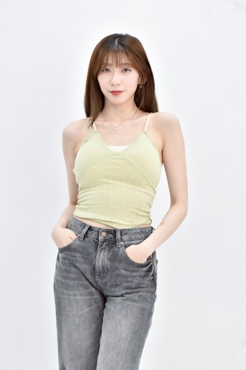(S) 綠色細肩帶短版 bra top上衣