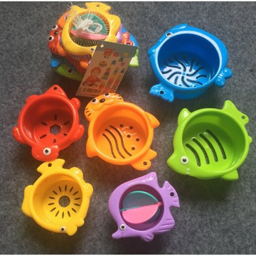 現貨〔沙灘玩具E8M】七彩小魚趣味戲水疊疊樂 ♥ 造型沙模 翻轉水輪 疊疊杯 沙灘玩具 玩沙戲水 親子互動 兒童玩具
