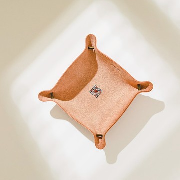 【Jeantopia】植鞣革十字置物盒 十字繡材料包 含針線 | 8720205