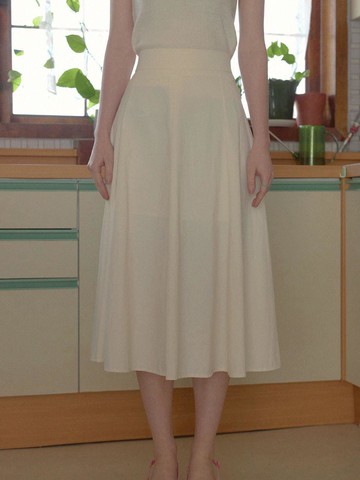 Curen Flare Long Skirt