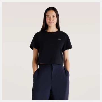 【NEW BALANCE】NB 短袖 黑 短版 T恤 休閒 上衣 女款 WT61Q45FBK