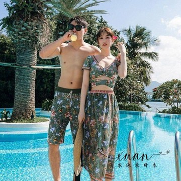 Xuan♥ 韓版情侶泳裝小胸聚攏平角比基尼三件套性感女游泳衣寬松男沙灘褲