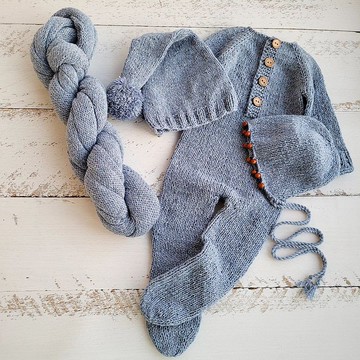 淺藍色花呢連衣褲，帶帽子。新生兒拍照道具。