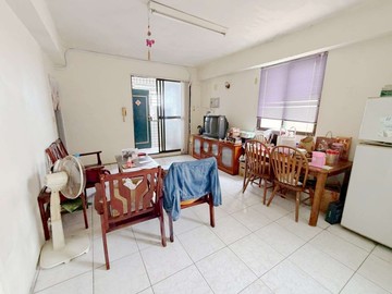 公寓價買市中心電梯三房！廣東商圈x家樂福機能超便利｜屏東縣屏東市長春街