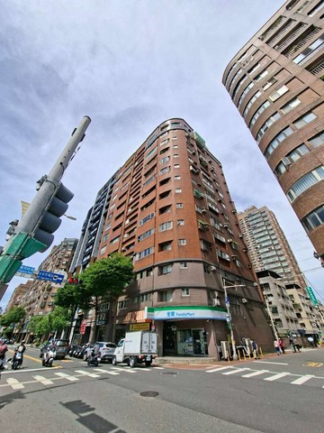中永和最頂地段四號公園永安捷運3分鐘超稀有大2房｜新北市中和區中安街