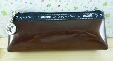 【震撼精品百貨】日本精品百貨~MOSCHINO筆袋-咖啡