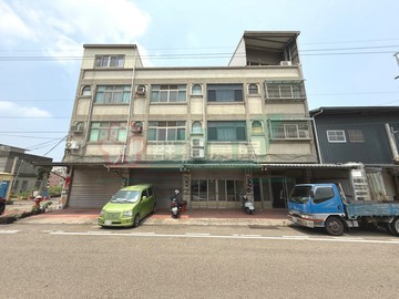 梧棲童綜前後臨路透天｜台中市梧棲區中正路